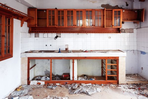 Kitchen Dismantling